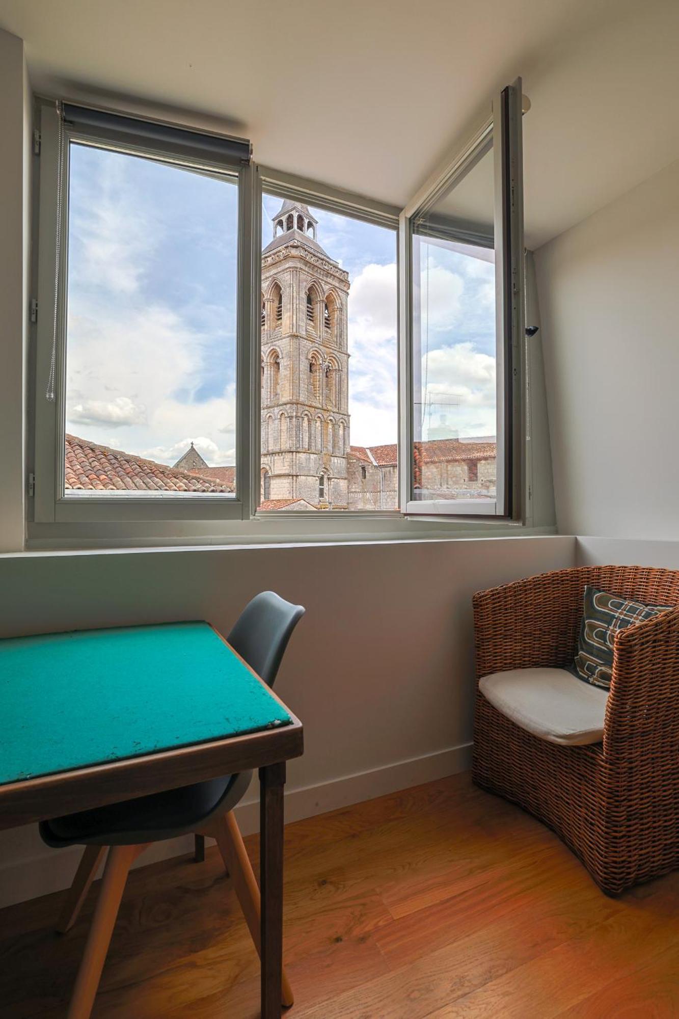 Grand appartement de Standing #Hypercentre Cognac Buitenkant foto